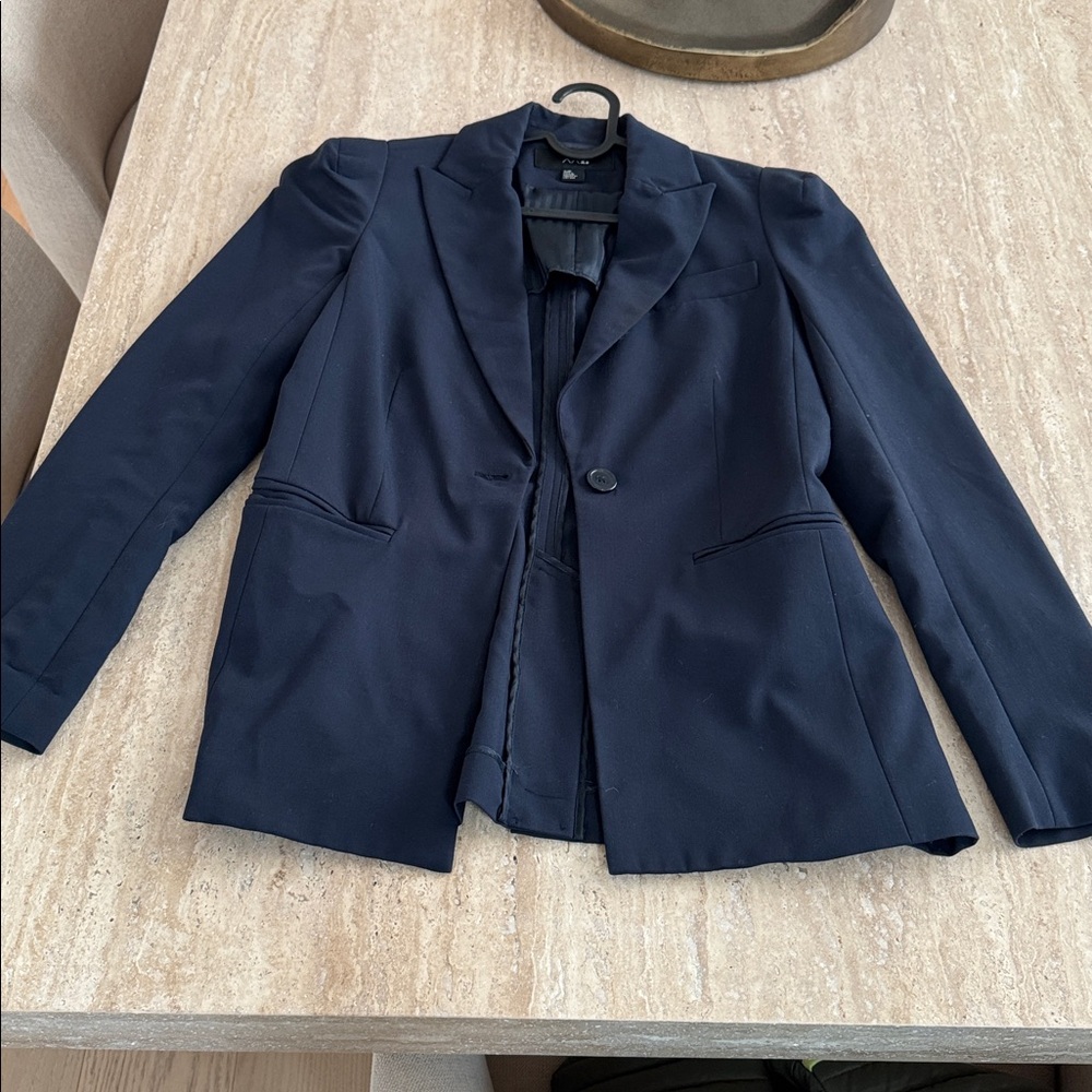 Forever 21 over size shoulder pad blazer size S